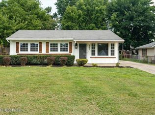 252 Meadowood Rd, Louisville, KY 40229