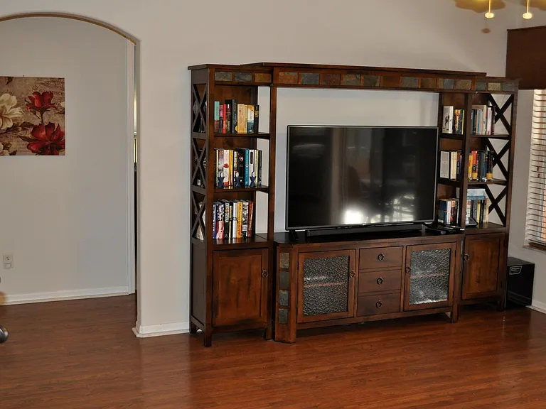 Big Living Area with Smart TV