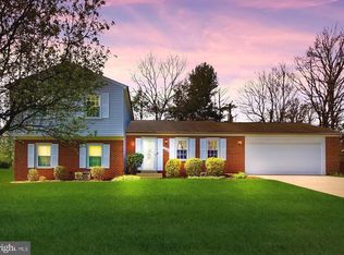 8307 Timber Brook Ln, Springfield, VA 22153