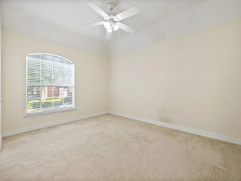 1108 Big Canyon Dr — Photo 23