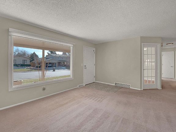 4th image of 8563 E Saratoga Pl