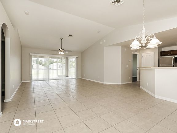 4th image of 4137 NE 22nd Ave