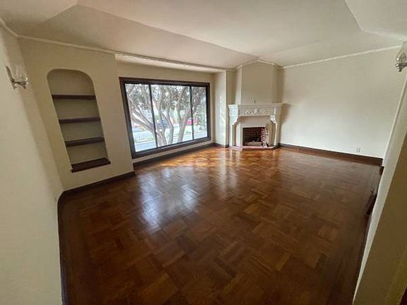 2nd image of 2421 Alemany Blvd