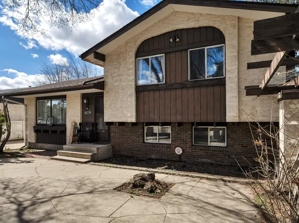5718 Garden Meadows Dr, Wetaskiwin, AB T9A 2L6