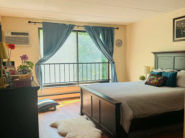993 Massachusetts Ave #305 — Photo 4