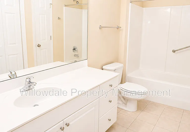 204 Savannah Ridge Rd — Photo 7