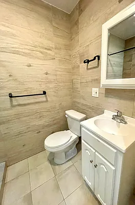 Rented by City Connections Realty | media 14