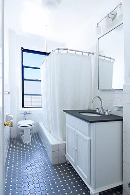 Rented by Alfred Real Estate Inc | media 8