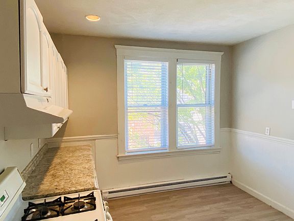 3rd image of 107 Shurtleff St #2