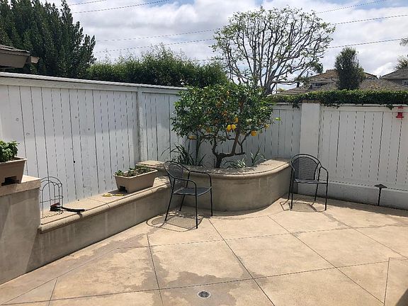 4th image of 2375 Elden Ave APT A1