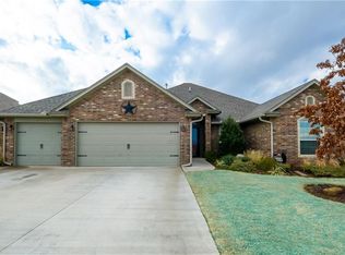 2801 Busheywood Dr, Yukon, OK 73099