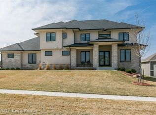 1846 NW 126th Ct, Clive, IA 50325