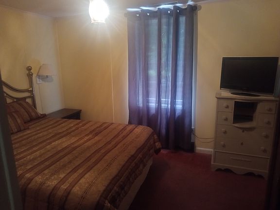 5th image of 337 W Poplar St #2