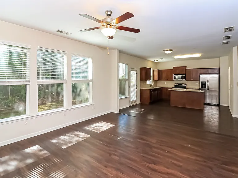 360 Darbys Run Ct — Photo 8