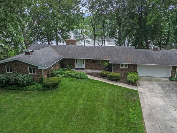 11472 Jefferson Rd, Osceola, IN 46561