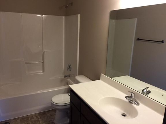 5th image of 3595 232nd Ct NW