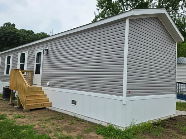 2724 N Elco Rd #19, Fall Creek, WI 54742