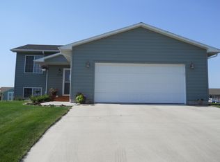 309 Washington Rd, Volga, SD 57071