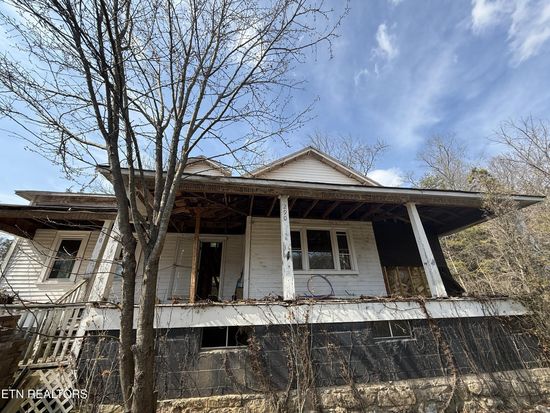 290 Maddox Ln, New Tazewell, TN 37825