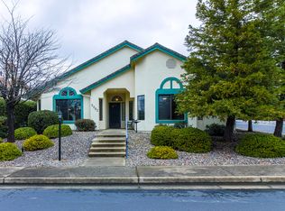 2062 Vineyard Trl, Redding, CA 96003