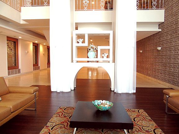4th image of 2899 Collins Ave APT 845