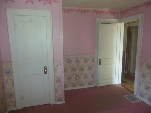 5th image of 629 N Berwick Ave