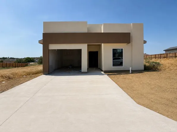 5025 Servando Dr, Laredo, TX 78043