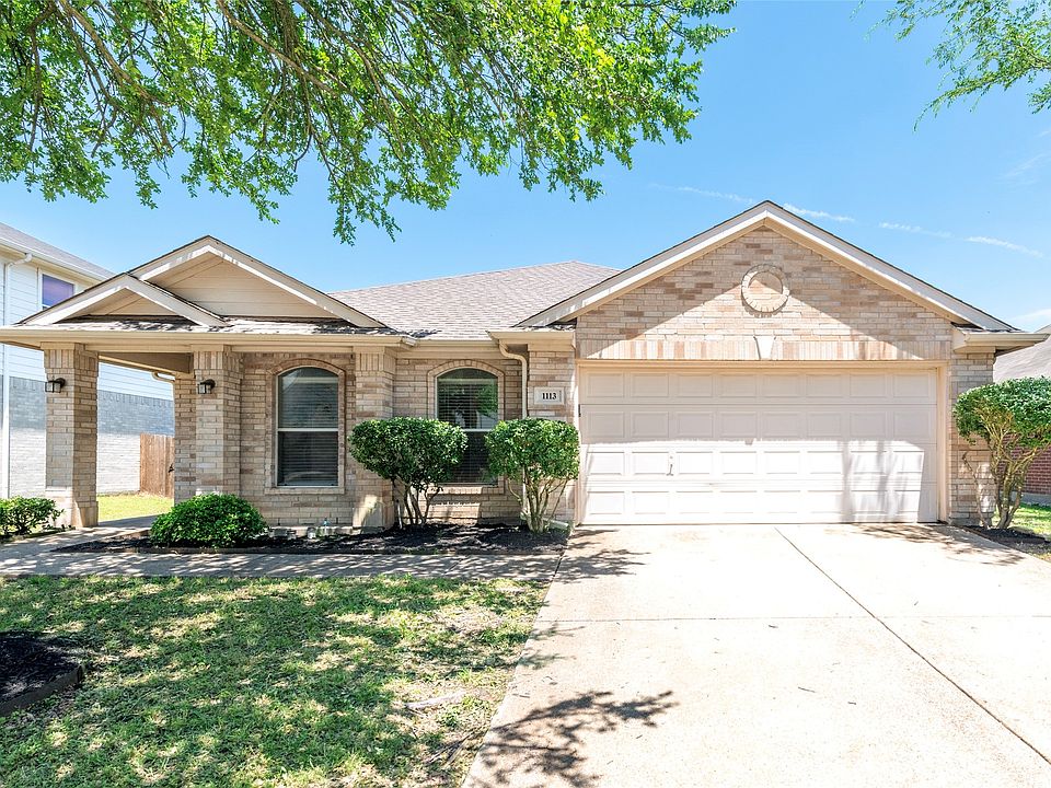 1st image of 1113 Mockingbird Dr