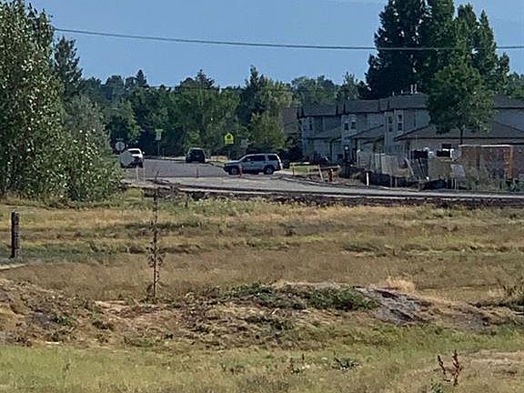 3rd image of 1595 N 25th Ave