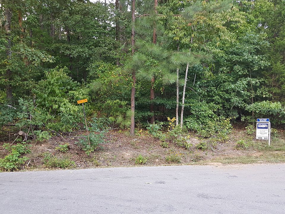 1st image of 110 Laurel Lake Cir