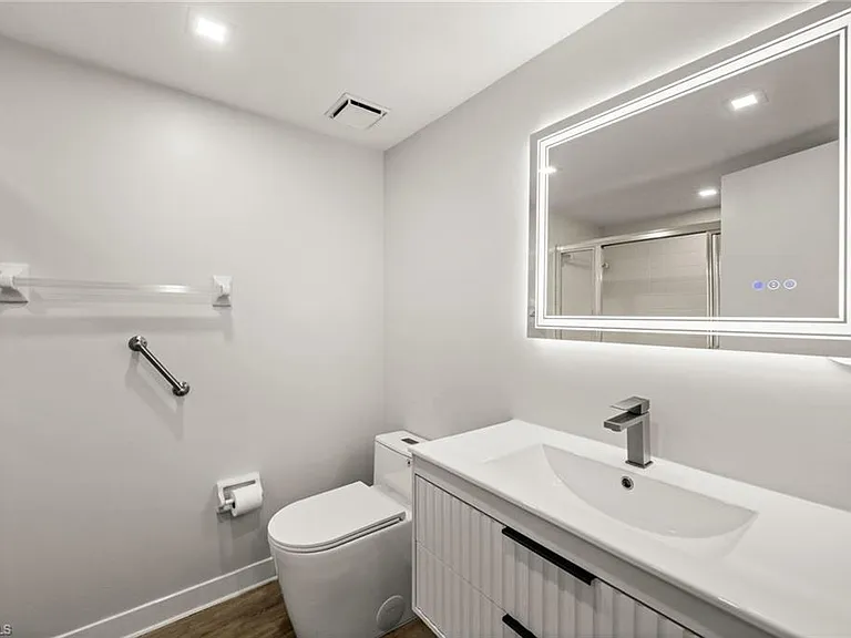 500 Misty Pines Cir #2-103 — Photo 23