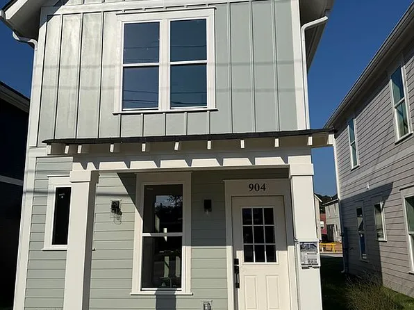 904 S Hamilton St, Dalton, GA 30720