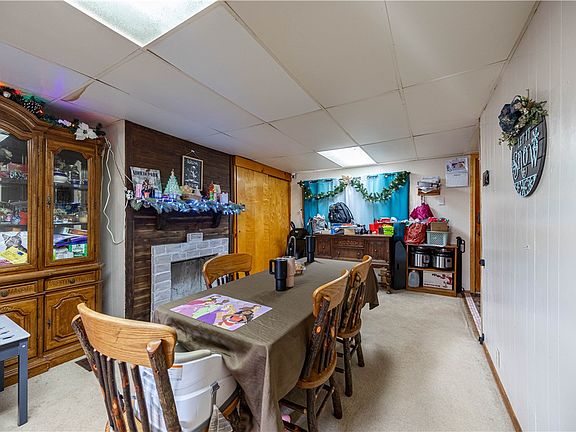 3rd image of 751 6th St