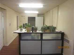 52 Ward St, Worcester, MA 01610