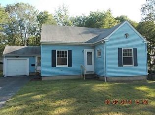 24 Highland Ave, North Providence, RI 02911