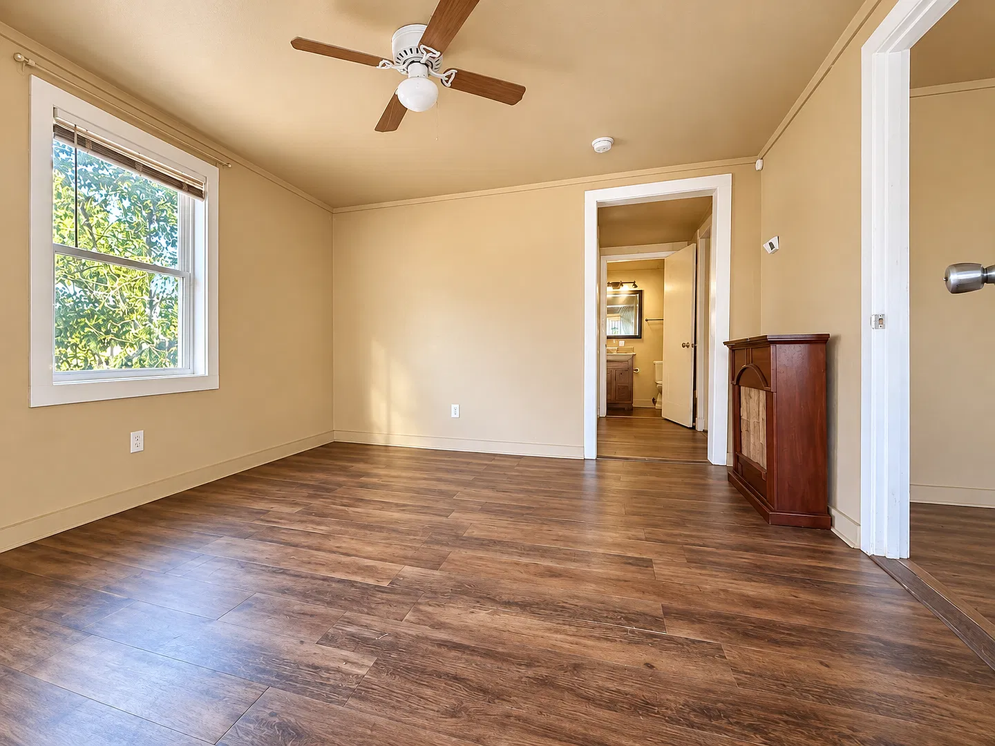 Affordable 1-Bedroom Single-Family Home Near Downtown Mobile! Only 3 Blocks from Broad St, Just O... — Photo 2