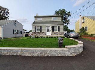 17 Hillside Ave, Hazlet Township, NJ 07734