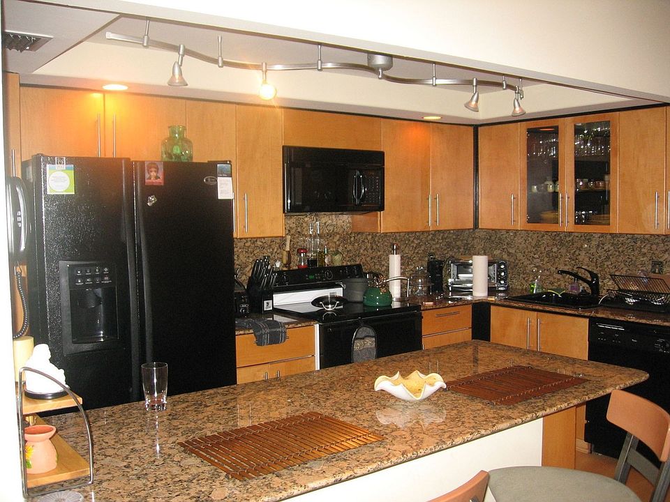 1st image of 3350 NE 192nd St #1B-B