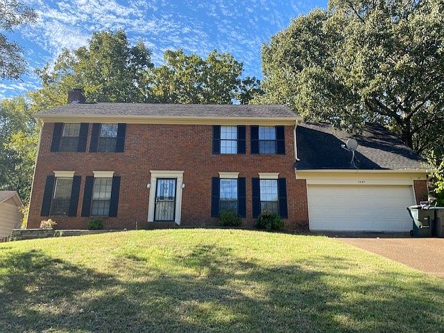 1st image of 2245 Easton Dr