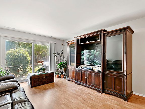 4th image of 5641 Circle Dr APT 104