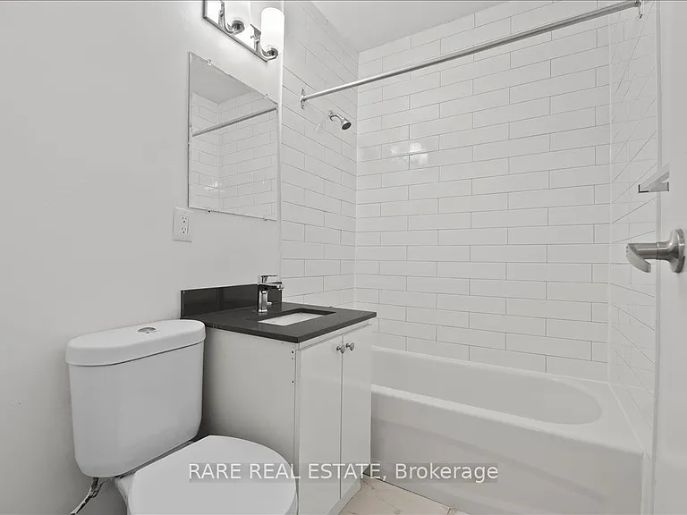 3111 Eglinton Ave E #102 — Photo 10