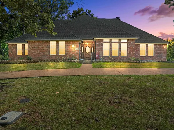 18061 Blackfoot Dr, Lindale, TX 75771