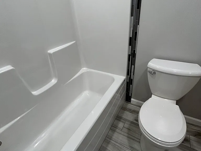 1614 Holly St — Photo 7