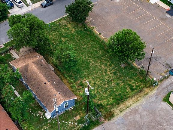 4th image of 2248 Orange Ave