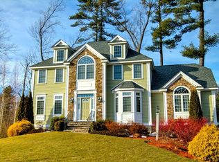 34 Regency Dr, Dracut, MA 01826