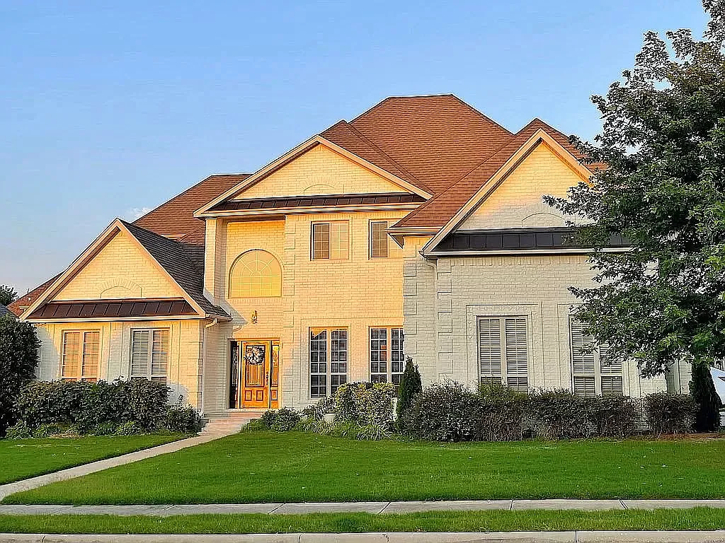 4 bed, 3.5 bath, 3493 sqft, $3,495 — Photo 1
