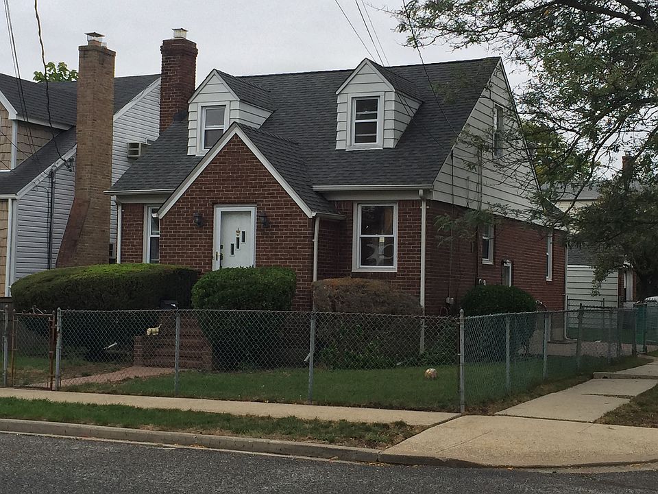 1st image of 217 Madison Ave