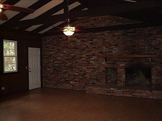 4th image of 709 Prestwood Dr