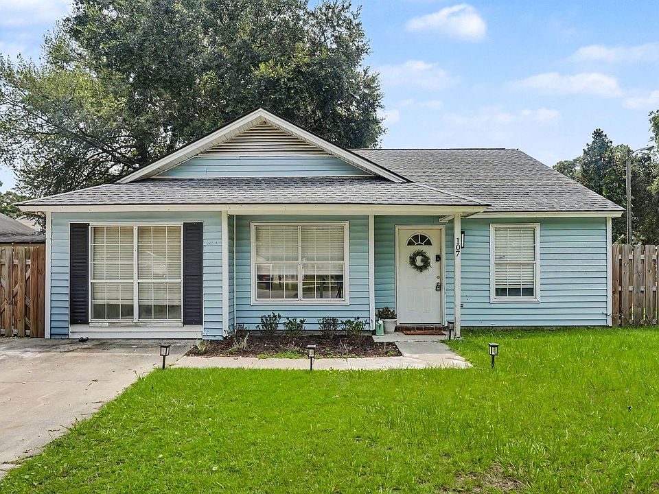 1st image of 107 Quail Forest Ct
