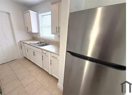 2 bed, $1,595 — Photo 3